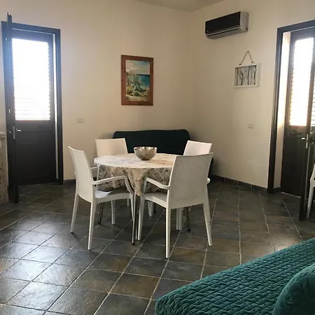 L'approdo Del Gabbiano Lampedusa